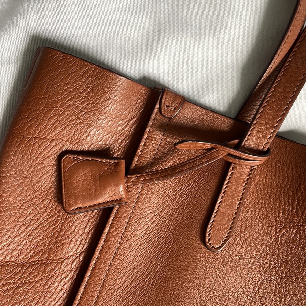 J Crew 100% Leather Slouchy Tote, English Chestnut Brown Leather Work Bags - Picture 5 of 9